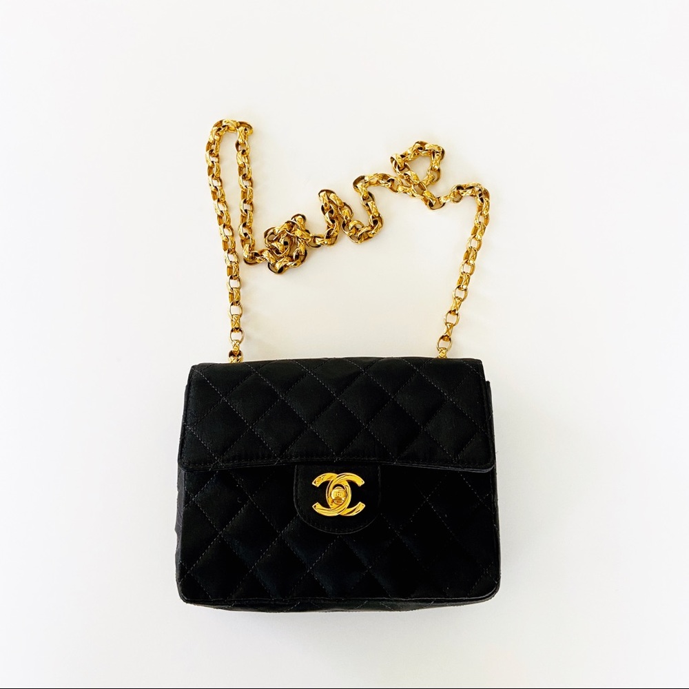 CHANEL SMALL MINI SQUARE FLAP BAG